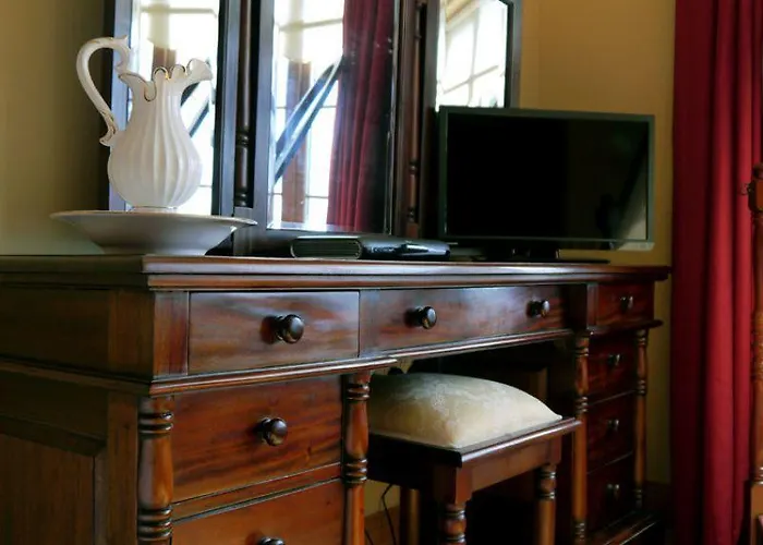 Country House Bed & Breakfast